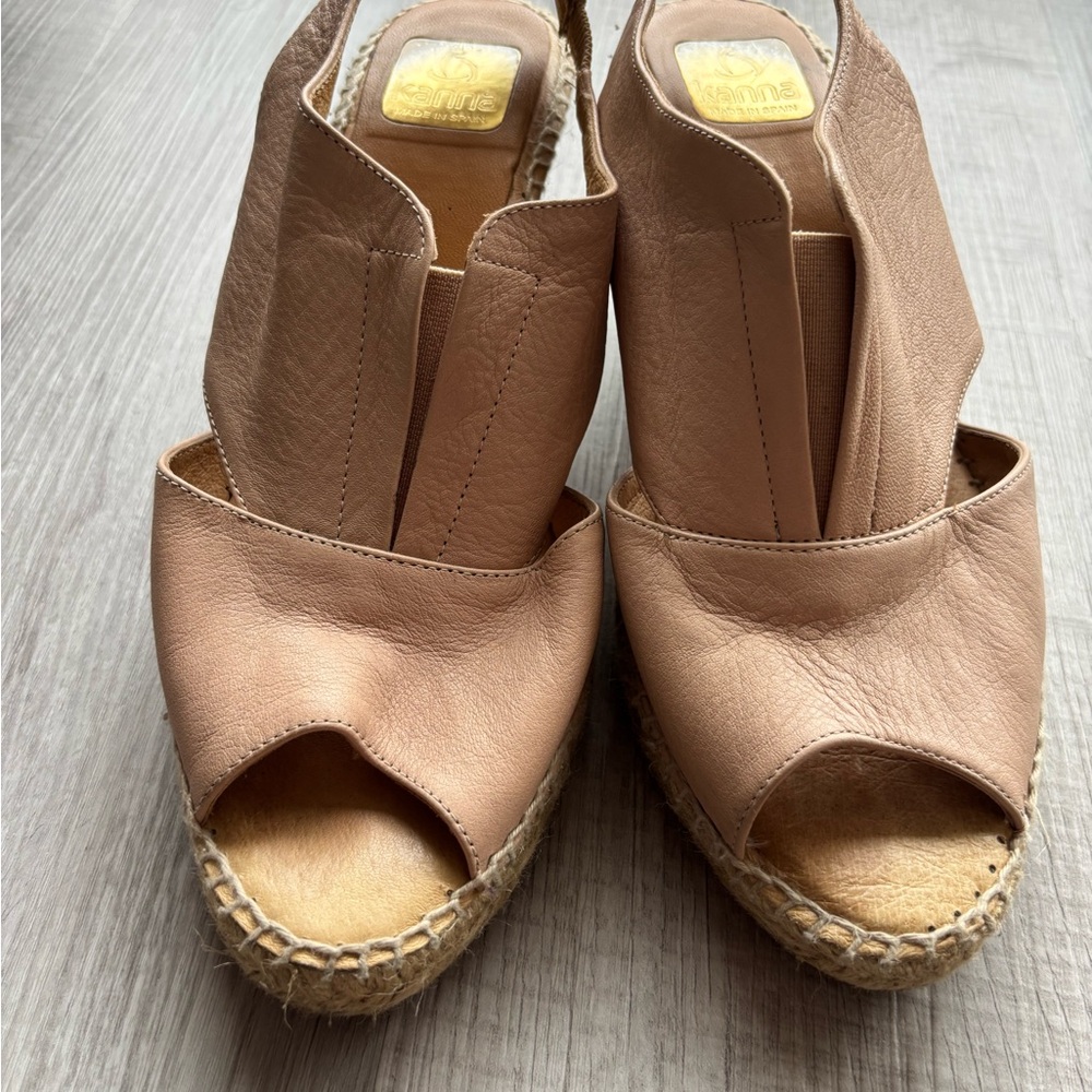 Kanna Made in Spain Sz 40 Tan Leather Espadrille Sandals